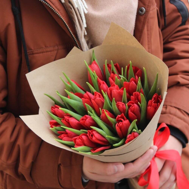 Premium Red Tulips - AVAFlowersUSA